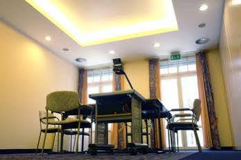 Plaza Premium Parkhotel 3*