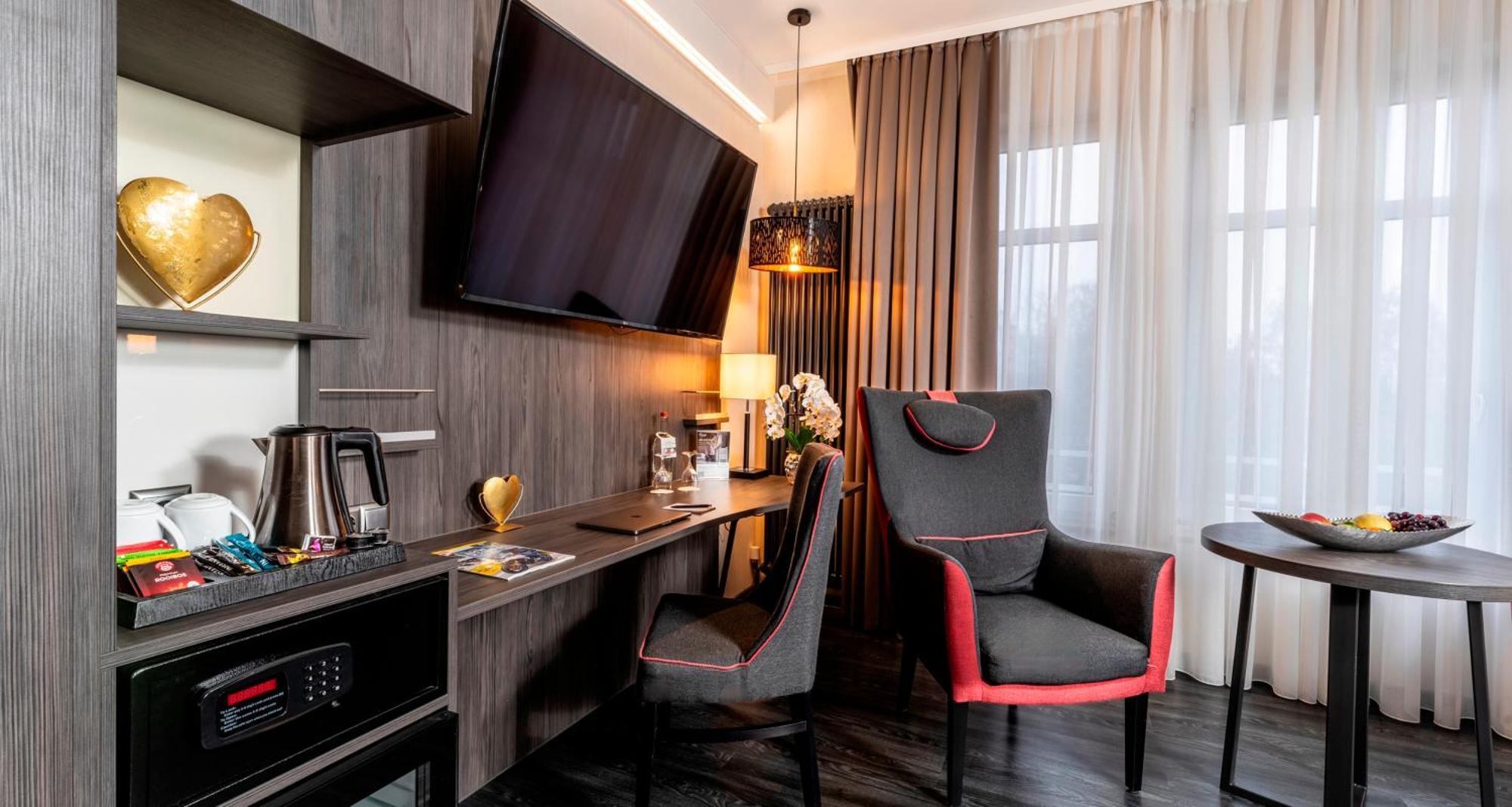 Hotel Plaza Premium Parkhotel