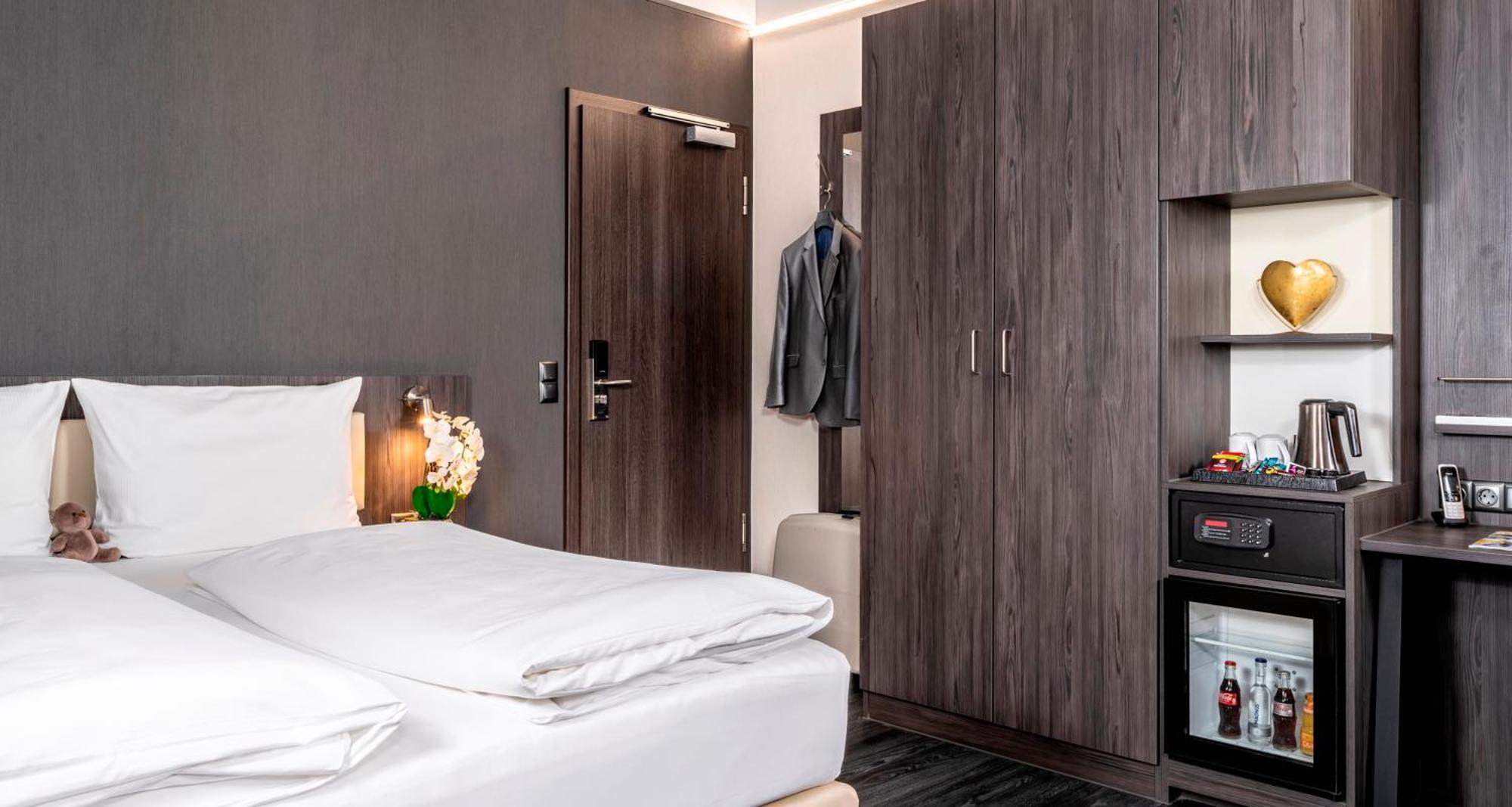 Plaza Premium Parkhotel Hotel 3*