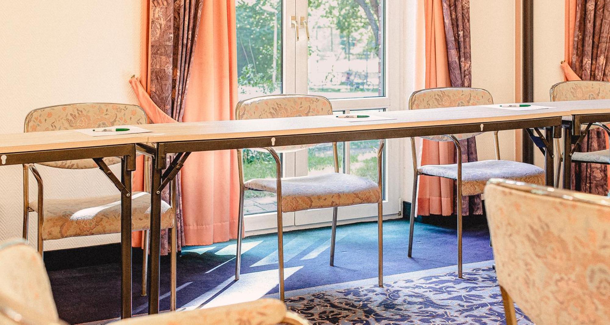 Plaza Premium Parkhotel Hotel
