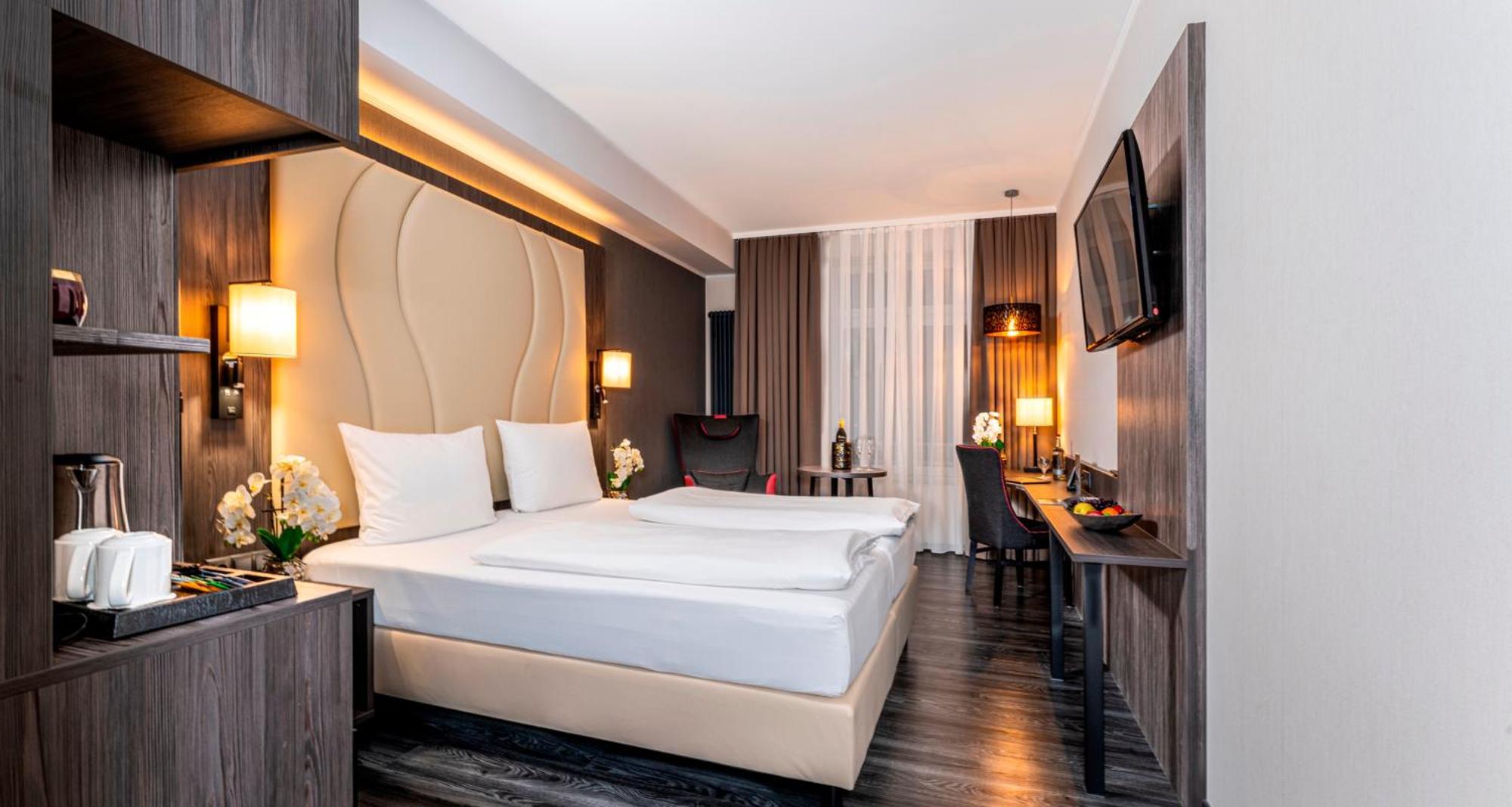 Plaza Premium Parkhotel